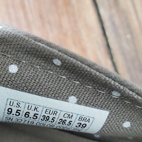 Skechers Espadrilles Slip On Memory Foam Sz 9.5 - Picture 13 of 16